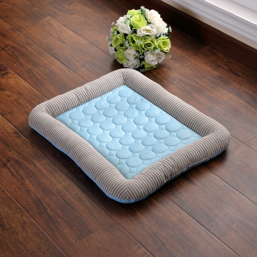Pet cooling mat